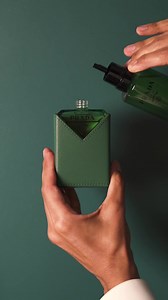 Parfum Paradigme par Prada: Élégance en Flacon