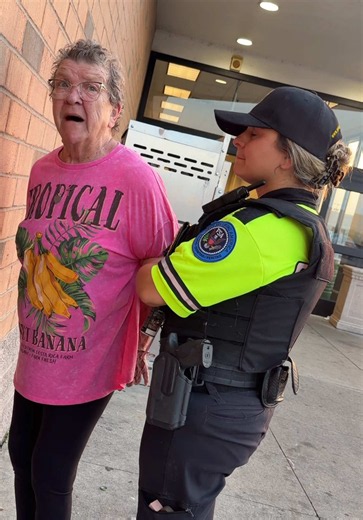 ANGRY GRANDMA ARRESTED! 👵🏻🚓🚨 | angry grandma
