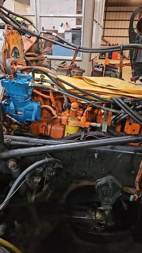 #fypシ #foryou #fyp #hack #DIY #enginerepair #mechanic #doneright #trucking #done #ownerop #foryou #fypシ #fyp #DIY #shop #work #hacknation #oilfieldstrong | Dolores Beryl