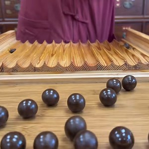 529K views · 3K reactions | This tool is perfect for clay rolling! | Bloom | Facebook