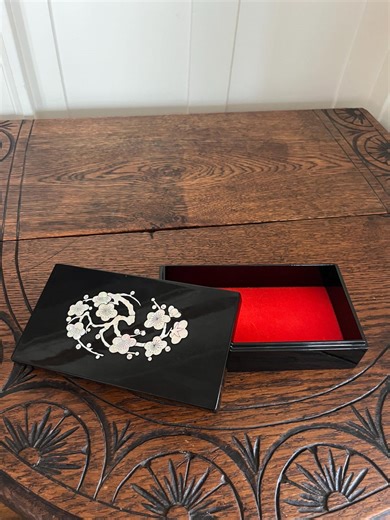 Black Lacquer Trinket Box With Abalone Shell Inlay, Plum Blossom Design - Etsy