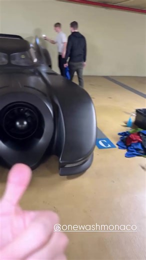 #محمد_حمدي #exotics_driver_hamdy #طرق_مصر_بقت_عالمية🇪🇬 #mohamed_hamdy #hamdy #lotus #bmw #bentley #xm #batman