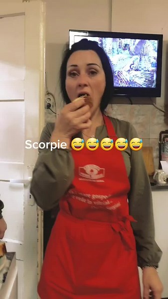 Exploring Sign Language in a Kitchen Setting