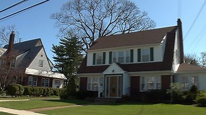 SEGREGATION & LONG ISLAND - MetroFocus