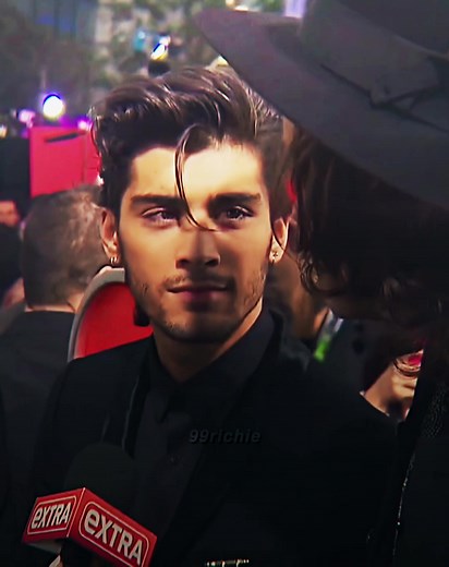 him with his song (scp:@tesfayefm cc:@ste ✯ ac:@pyroaudios) #fyp #zaynmalik #zaynjavaddmalik