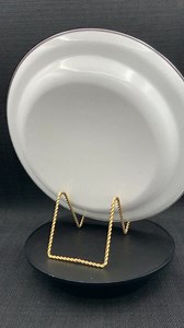 Vintage Enamel Santa Plates Set: Hallmark Christmas Dinnerware Set, Holiday Plates, Festive Tableware, Christmas Table Setting - Etsy