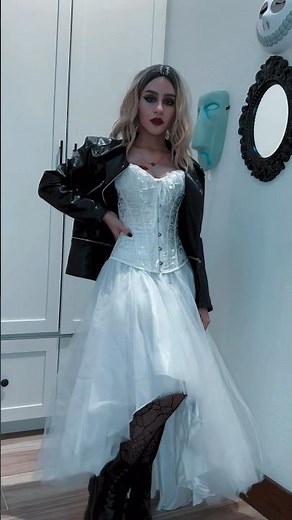 Bride of Chucky (1998) Tiffany’s Makeover