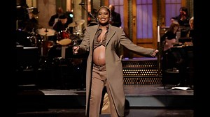 5 Beautiful Black Celebrities Rocking Their Baby Bumps - | BET Naacp Image Awards