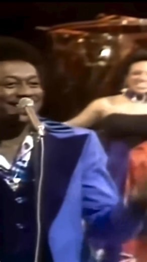 416K views · 21K reactions | #TheSpinners “Could It Be I'm Falling in Love” #1973 #oldschoolmusic #70srnb #classicrnb | R&B Slow Jams LIVE | Facebook