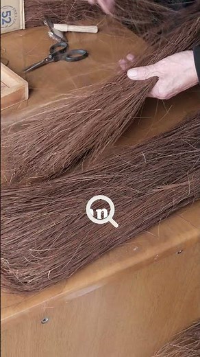 職人が丁寧に作り上げる国産棕櫚鬼毛箒。今回のプログラムはBroom Craft。もうすぐ公開！making of Palm brooms, crafted by Japanese craftsmen.