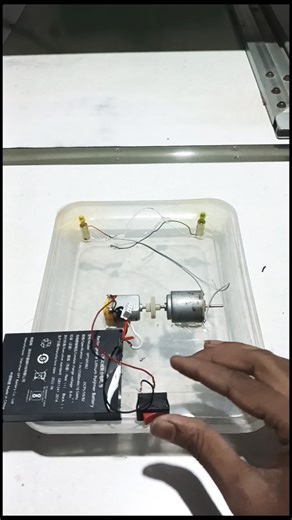 Tiny Dynamo, Big Light: How the World's Smallest Motor Powers a Disco Light#DIYProject #Innovation