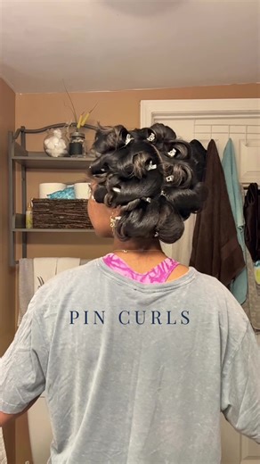 Reviving Pin Curls: A Stylish Hair Tutorial