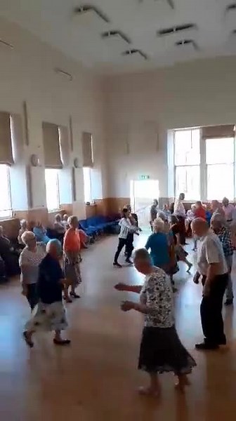 183K views · 3K reactions | Another Vid this time from Vi Todd....il call it a Vi'd, of the Milnathort ceilidh... | Gavin Piper Music | Facebook