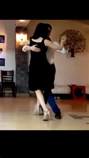 #리바운드 볼레오 #아모르y라우 #탱고레슨 #rebound boleos #tango lesson