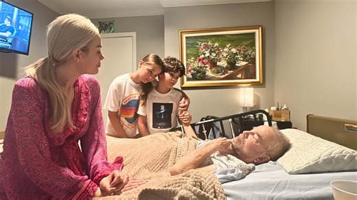 Katy Perry crushes 85-year-old disabled veteran in $5M lawsuit sparking nationwide backlash