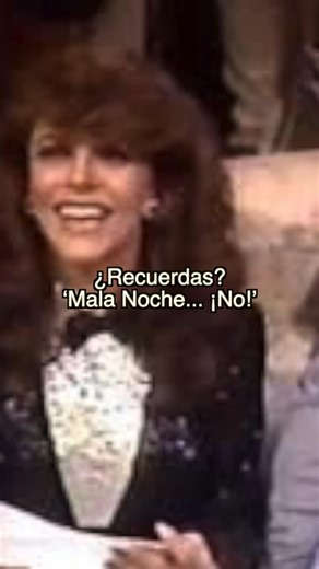 20K views · 577 reactions | "Mala Noche... ¡No!" fue un exitoso programa de televisión nocturno de Televisa, conducido por Verónica Castro, que se transmitió en 1988 y es recordado por su duración variable, entrevistas prolongadas (como las de 8 horas con Juan Gabriel) y su impacto en la televisión mexicana de la época. #veronicacastro #80s #latenight #programasmexicanos #retro | El Retro Show | Facebook