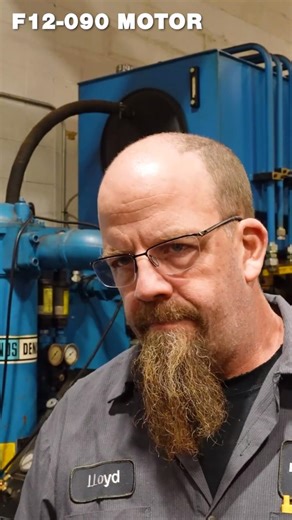 Testing a John Deere Green Bent Axis Motor