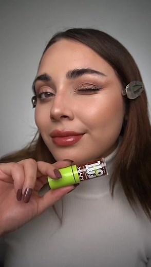 Tutorial de maquillaje con tonos cálidos: Paso a paso para un look perfecto