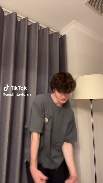 Mesmerizing Loop Dance Video: Stick em 2k20 | Denceloop | Loopada Trend