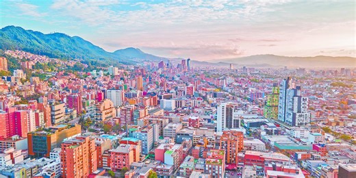 Deuda neta de Colombia superaría el 71% del PIB en tres años