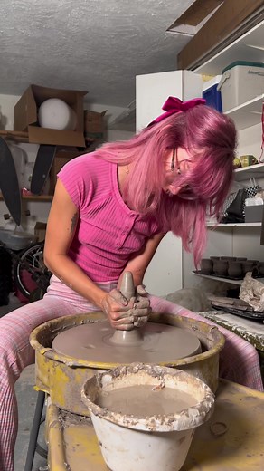 Hey, it’s me again! I haven’t posted much in a while, so here’s a little life update, lol. I unintentionally took a break from pottery for the past few weeks, but today I finally got back into it. Last week, I went to Florida with my best friends and had an absolutely amazing time. I love them so much! I also started a 🌶️ pottery site, and this Friday will mark one month since I started it. It feels unreal, but it’s honestly one of the best decisions I’ve made. I want to make a whole post expla