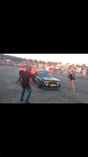 "What a wonderful throwback of the 21 Gun Salute with Fat Cat performing a daring stunt alongside Cici Boy at the bonnet. I wish I had posted all the videos I used to take." | Zim SpiNation