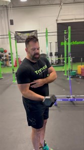 Bicep training tips. Focus on the stretch and squeeze 💪 ⠀ #training #stretch #squeeze #lift #yqr #regina #sk #fitness #trainer #form #technique | Trench Fitness