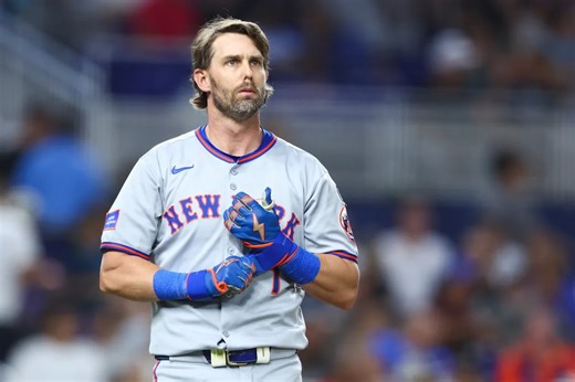Mets reportedly trading 2-time All-Star second baseman Jeff McNeil to A's as roster turnover continues
