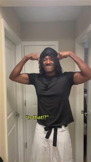 When you try to cosplay but you’re black (JJK edition pt.2) #anime #jujutsukaisen #jjkseason3