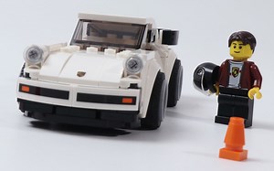 驾驶乐高保时捷911超跑 展现非凡车技【定格动画】