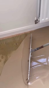 Application de la chape liquide #BTP #chape #liquide #travail #alsace #strasbourg | Blog-turquoise67