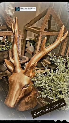 I piddled a little last night and decided to use Rub’nBuff in antique gold to bring this piece back to life—would look darling tucked into your Christmas decor! | Kim's Kreations - K.K.’s