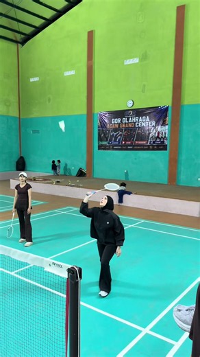 Outfit Olahraga Kece: Inspirasi Baju Olahraga Viral