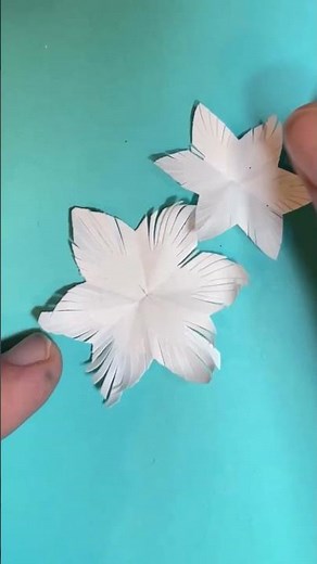How to Make a 3D Paper Snowflake Card | 6-Point Design Tutorial.