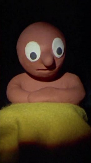 THE AMAZING ADVENTURES OF MORPH! THE DOUBLE DECKER BOOT #stopmotion #morph #funny