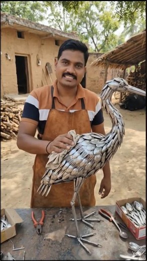 300 चम्मच लगाकर बनाया शानदार बगुले की मूर्ति 😱 | Amazing Spoon Art Bird Sculpture