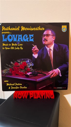 Been listening to records on the Angels Horn H019 lately and I actually really enjoy it. Super easy to use, clean vintage look, and I like that it’s an all-in-one setup with built-in speakers, just plug it in and play records. The sound is warm and pleasant, perfect for everyday listening at home. Nothing overcomplicated, just vibes. Plus the Bluetooth is great when I’m not spinning vinyl and still want music in the room. #musiclover #vinyl #vinylcollection #vinylrecords @Angels Horn960