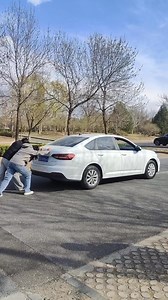 Right way to push car | Tonggesh Car