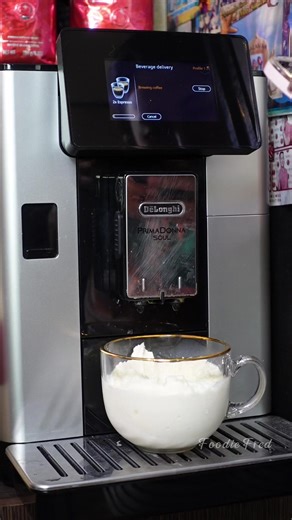 Late night cravings natin today is AFFOGATO COFFEE! ☕️ As a coffee-lover ang bestfriend niyo. 😍 Samahan niyo ko sa trip ko. ❤️ | Foodie Fred