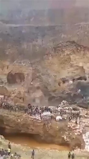 Breaking911 on Instagram: "A large section of a copper mine collapsed on workers in the DRC, killing an estimated 30–50 people and leaving dozens more trapped under the rubble."
