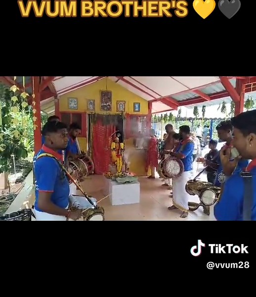 #VaruvanVadivelaUrumiMelam #TrendingVideo #2025Thiruvila #Batu13Thiruvila #keepsupporting🙏