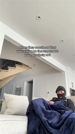 leave me alone I’m already comfortable 😭 #relatable #fyp #creative #notoriginal