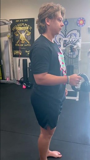 How to: Offset Kettlebell Hammer Curl (JACKED & STRONG FOREARMS!)