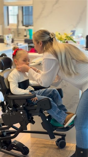 I love Mila’s Rifton activity chair — she sits so well in it and it gives her the support she needs. And of course, my favorite will always be her Hoggi stroller wheelchair. People always say it’s heavy, but honestly… it feels light compared to Mila’s weight 😂💗 Anything that helps her feel comfortable and supported is a win for us. 👉🏻 If you’ve been thinking about getting adaptive equipment for your little one, check them out — @spinkids_mobility and don’t forget to use code MILA10 for 10% o