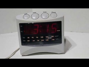 Ge AM/FM Alarm Clock Radio Model 7-4806A