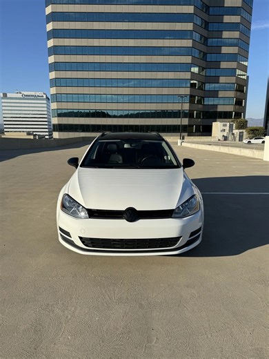 2015 Volkswagen Golf SportWagen For Sale