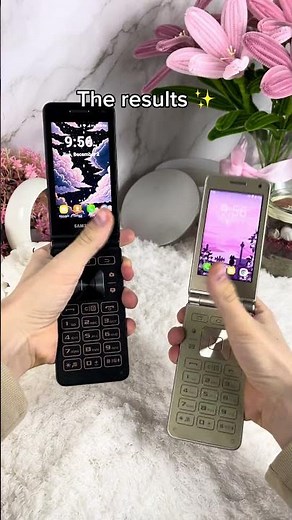 These flip phones are so cute🤭💕 #flipphones #2000s #y2k