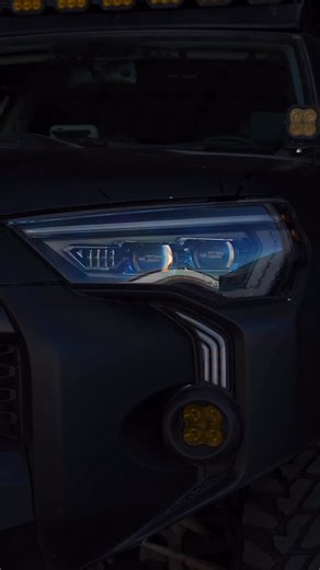 Best headlights for the 5th Gen 4Runner? These just might be… These are the Morimoto XB EVO Headlights for the 5th Gen 4Runner. they have a whole host of crazy features, including the ability to change your DRL and your turn signal at any time with a simple swap of a key. The kit includes all four keys, giving you a total of four DRL and turn signal combinations. These headlights are also right at the legal limit for light output, right out of the box. Quite literally if these things were any br