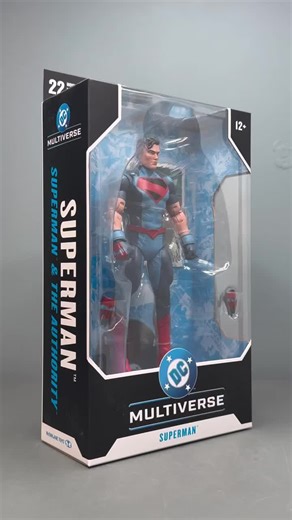 The McFarlane Toys DC Multiverse Superman (Superman & The Authority) 7