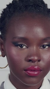 Make-up inspo scintillante?✨ Ecco il tutorial che fa al caso tuo! __ Any sparkling make-up inspo? ✨ That’s the right tutorial for you! Visionary Highlighter - 06 MARS TEAR Spicy Eyes Eyeshadow Palette Wonderproof Eye Pencil 100 EXTREME BLACK Fairy’s Lashes Mascara Intense Lip Pencil - 09 AMARANTH Cream Icon Shiny Lipstick 12 CUDDLY PURPLE: Endless Gloss #WyconCosmetics #CreamIcon #shinylipstick #lipsmakeuplook #makeup | Wycon Cosmetics